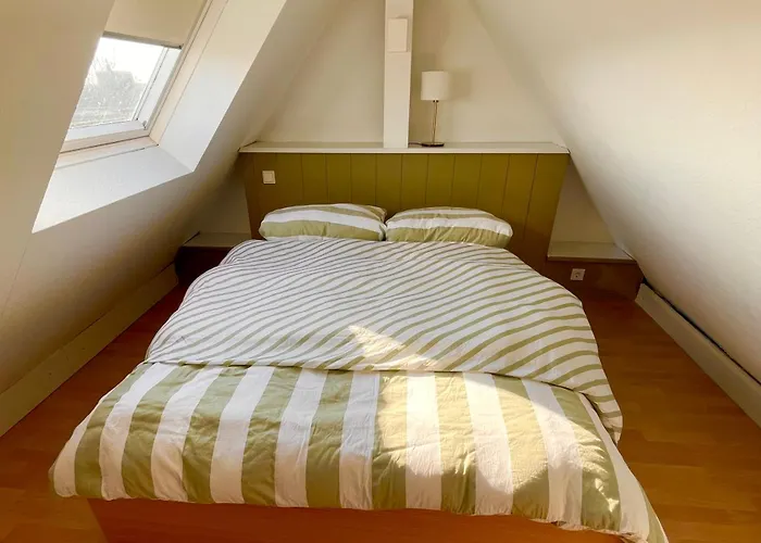 Quarto em Acomodações Particulares Ueber 2 Etagen Nahe Bvb-stadion Und Westfalenhallen *